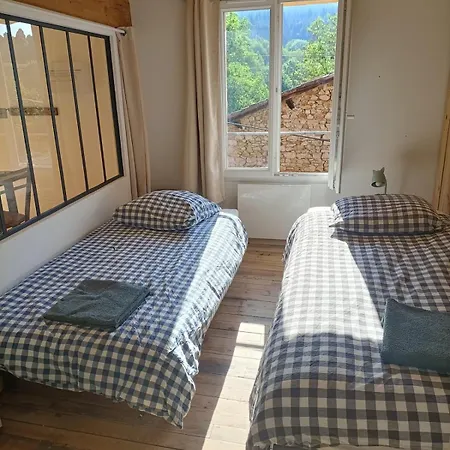 Le Refuge, With Large Terrace *
