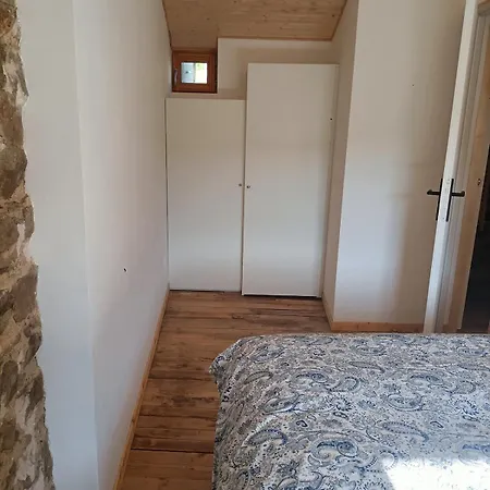 Semesterbostad Le Refuge, With Large Terrace